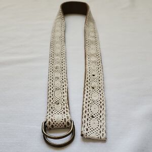 Light Cream Lace Belt Size 11-13